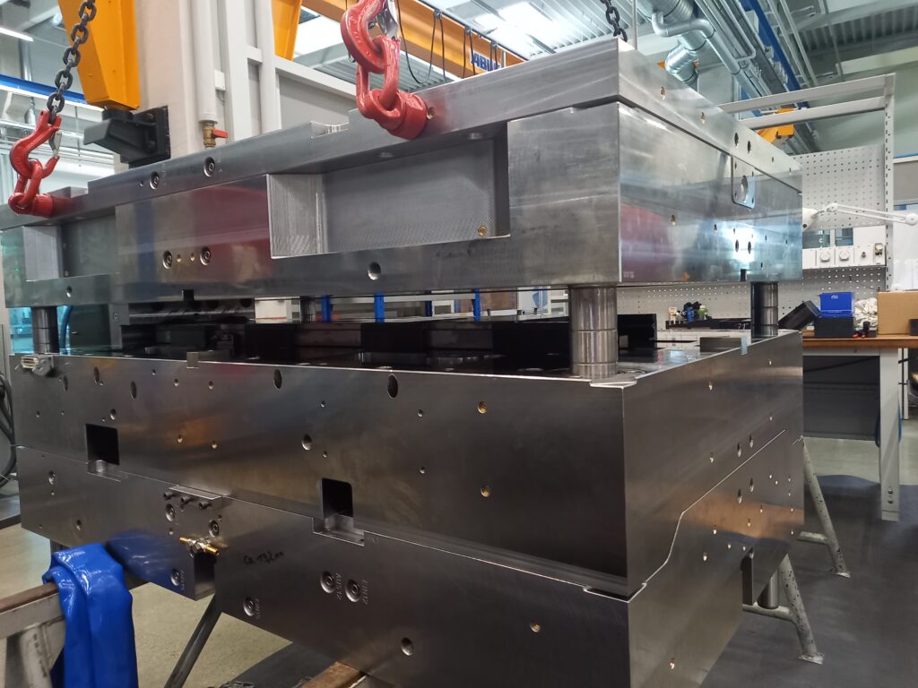 Innogo Engineering Group AG Spritzgusswerkzeuge